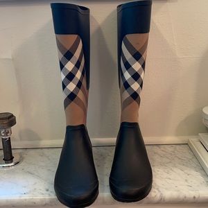 BURBERRY rain boots